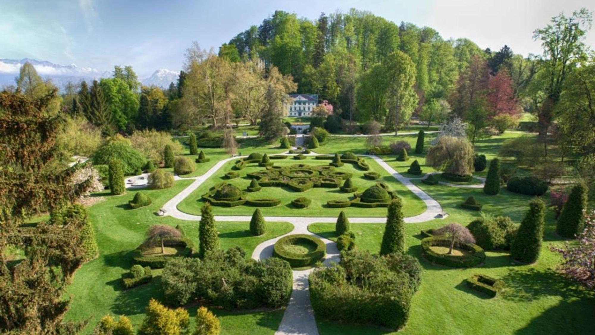 인터컨티넨탈 - 류블랴나 호텔 외부 사진 The gardens of the Château de Launay
